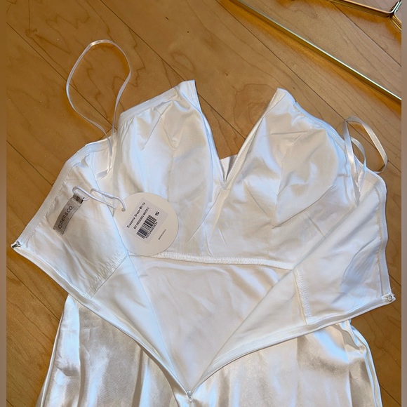 Esther & Co Giavanna Dress - Picture 6 of 9